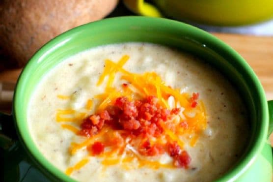 How to Make The Ultimate Slow Cooker Potato Soup