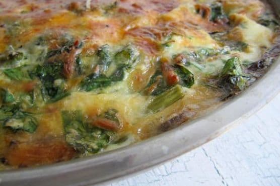 Cheesy Frittata with Spinach, Asparagus and Mushrooms
