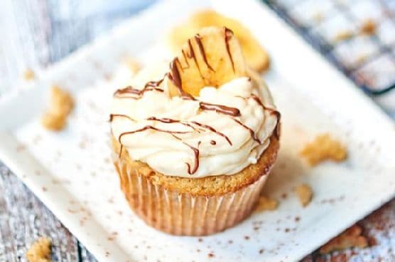 Chocolate Hazelnut Banana Cupcakes with Marshmallow Frosting