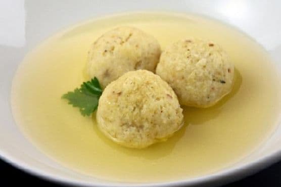 Classic Matzo Ball Soup