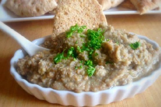 EASY, CUMIN-LENTIL SPREAD