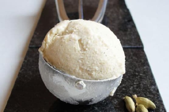 Eggless Banana and Cardamom Ice Cream