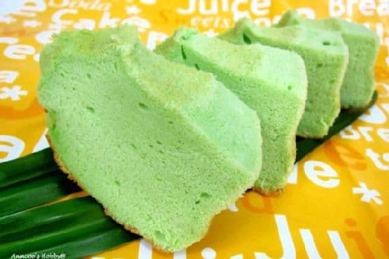 Pandan Chiffon Cake