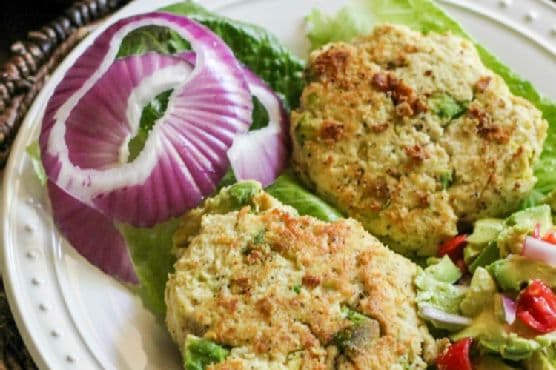 Chicken Avocado Burger (Whole 30, PALEO, & Simple Fit Forty)