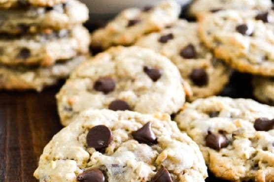 Oatmeal Chocolate Chip Cookies