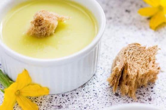 Easy Creamy Zucchini Soup