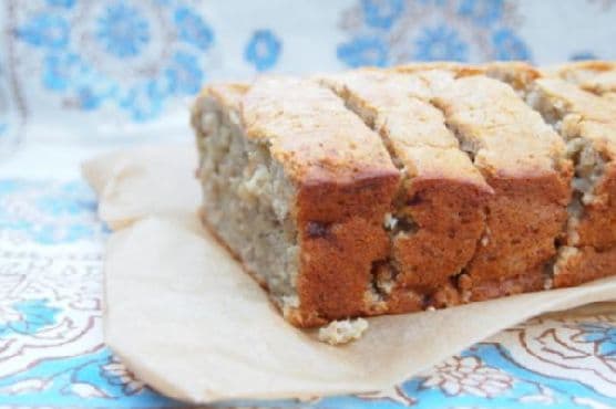 Low-Fat Oatmeal Banana Bread